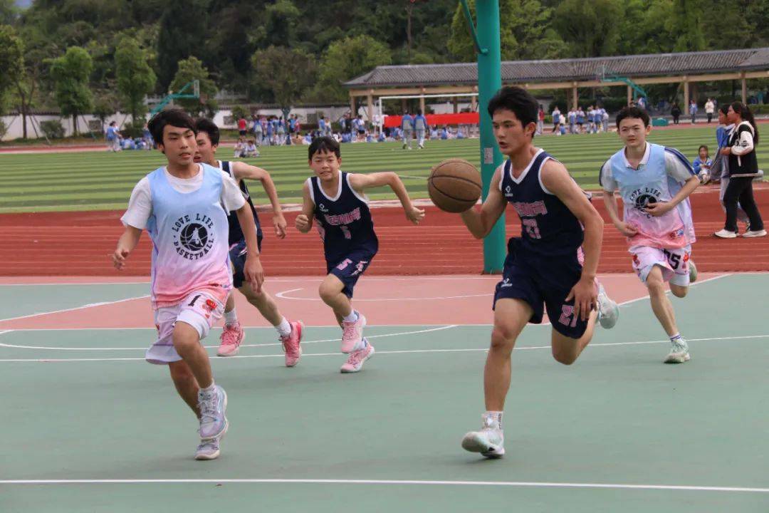 包含中国青少年篮球精英赛在多地举办，锻炼未来行业骨干的词条
